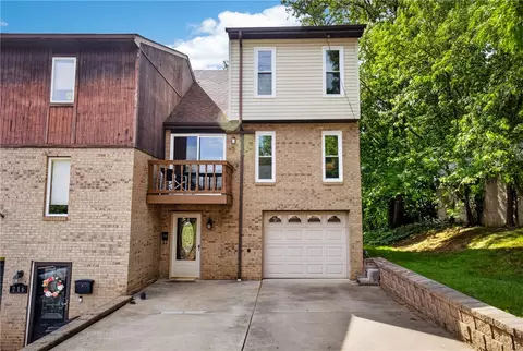 214 Union Ave, North Versailles, PA 15137