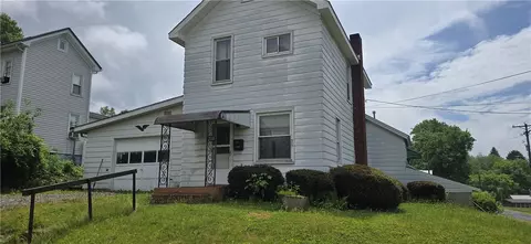 200 Cleveland St, Punxsutawney, PA 15767