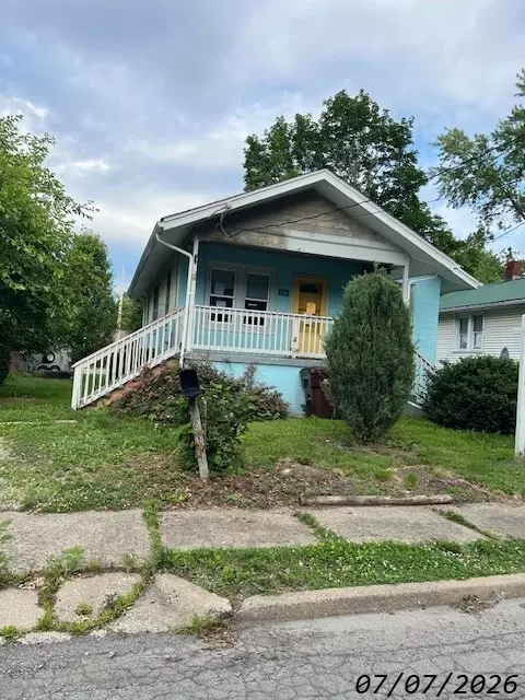 200 Smith Ave, Sharon, PA 16146