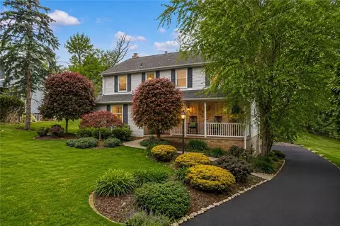 343 Alamo Dr, Pittsburgh, PA 15241