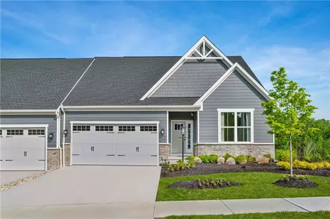 207 Mary Ln, Coraopolis, PA 15108