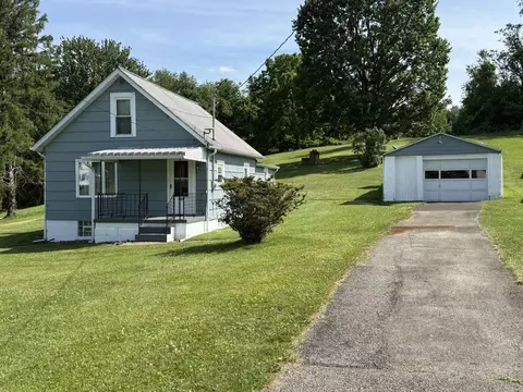 222 Bagdad, Leechburg, PA 15656