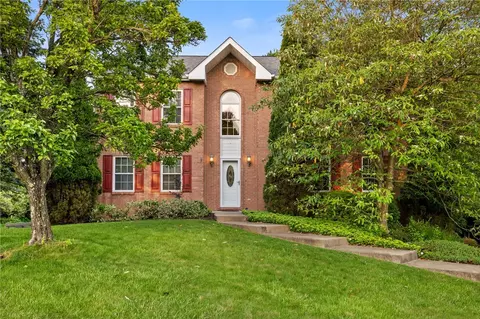4948 Meadow Crest Dr, Allison Park, PA 15101