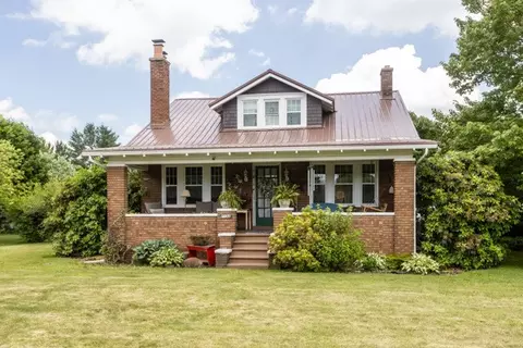 2132 Mercer Rd, New Brighton, PA 15066