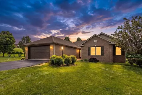 108 Winfield Manor Dr, Mars, PA 16046
