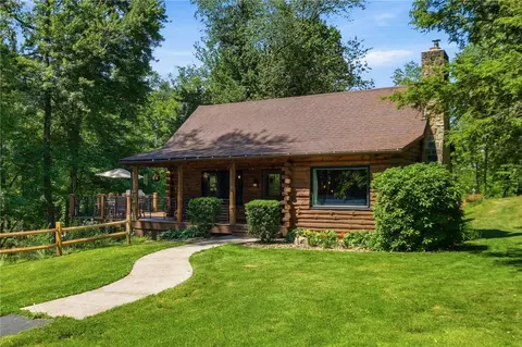 265 Glade Mill Rd, Valencia, PA 16059