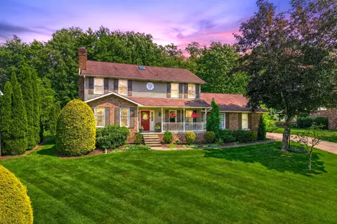 310 Satinwood Ln, Greensburg, PA 15601