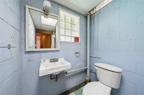 Bath - 6290 Italy Rd, Export, PA 15632 photo 3 of 3