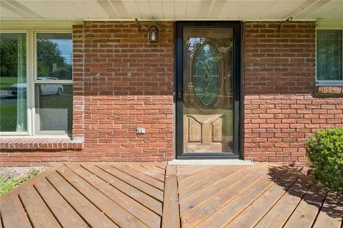 Exterior - 6290 Italy Rd, Export, PA 15632 photo 2 of 8