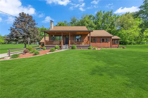 2085 Frew Mill Rd, New Castle, PA 16101