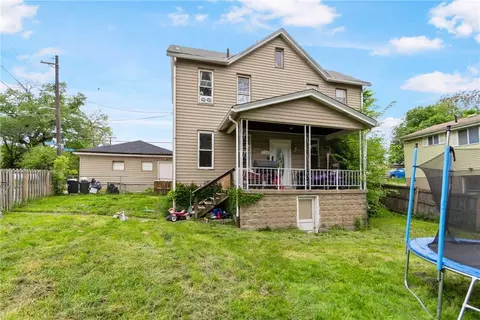 1334 Ladoga St, Pittsburgh, PA 15204