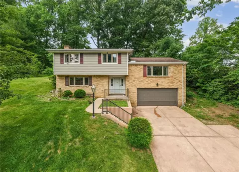 3032 Ben Venue Dr, Greensburg, PA 15601