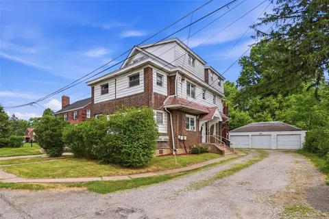 809 Alpine Blvd, Pittsburgh, PA 15221