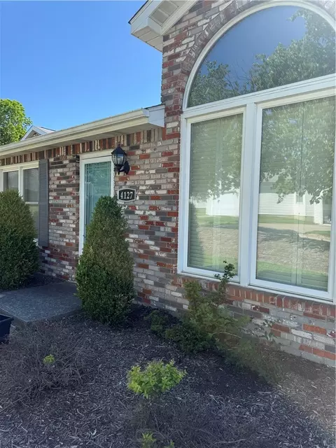 4127 Sunnycrest Dr #40, Erie, PA 16506