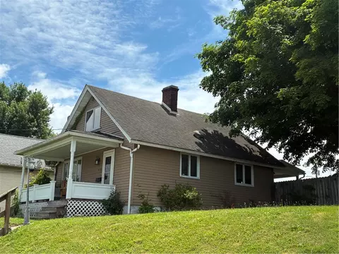 319 Phillips St, Charleroi, PA 15022