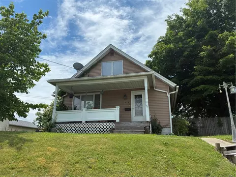 319 Phillips St, Charleroi, PA 15022