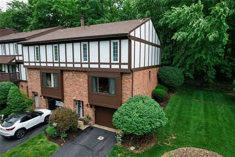 515 Kingsberry Ct, Pittsburgh, PA 15237