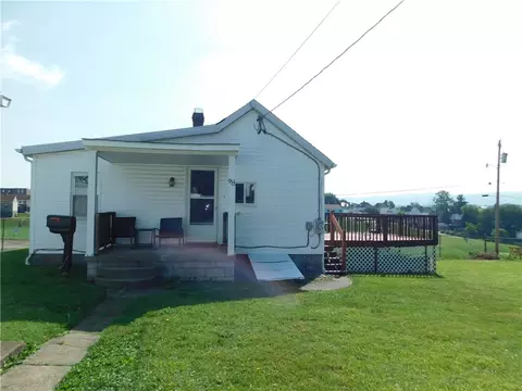 98 Easy St, Uniontown, PA 15401