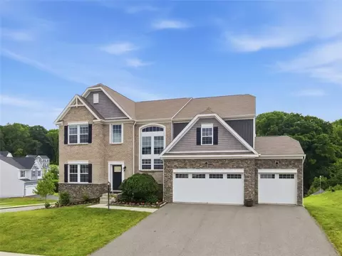 313 Regent Ct, Mcdonald, PA 15057