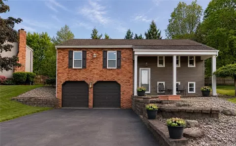 123 Rembrandt Dr, Butler, PA 16002