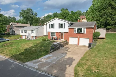 241 Parkedge, Pittsburgh, PA 15220