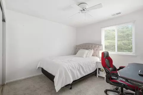 Bedroom - 1561 Pinehurst, Pittsburgh, PA 15241 photo 2 of 2