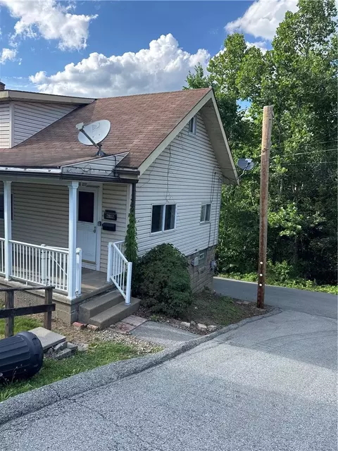 2807 Fayette St, Mckeesport, PA 15132