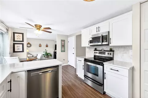 Kitchen - 345 Celestial Dr, Freedom, PA 15042 photo 5 of 5