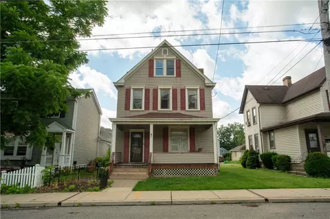 375 5th St, Beaver, PA 15009