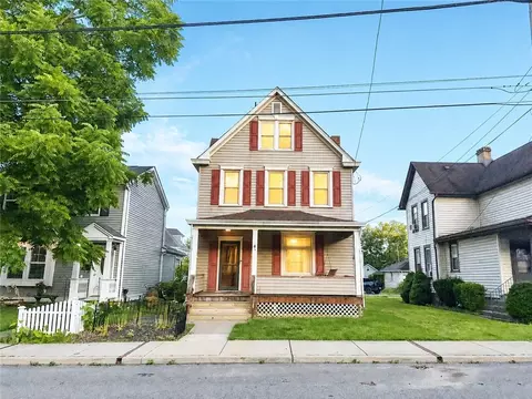 375 5th St, Beaver, PA 15009