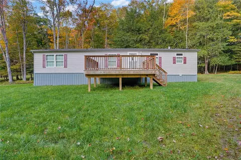 132 Hemlock Ln, Rochester Mills, PA 15771
