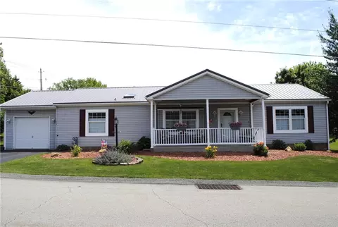 503 Chicory Ln, Mount Pleasant, PA 15666