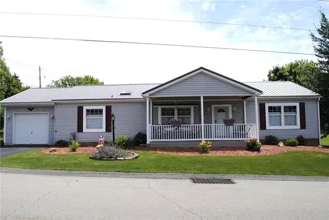 503 Chicory Ln, Mount Pleasant, PA 15666