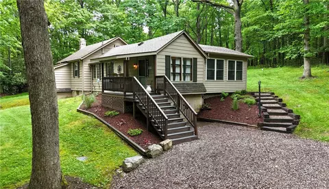 60 Nelson Rd, Ohiopyle, PA 15470