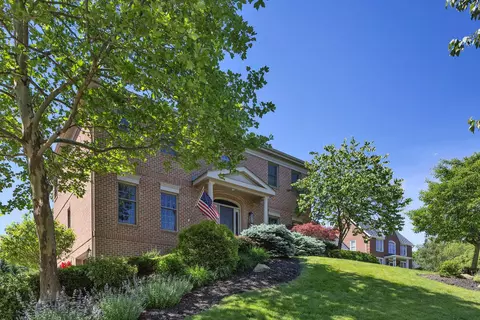 112 Middleground Pl, Cranberry Township, PA 16066