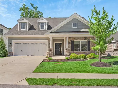 6018 Liberty Blvd, Gibsonia, PA 15044