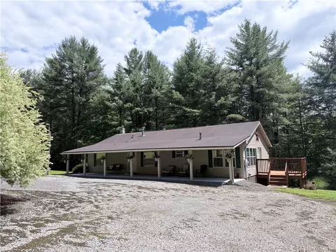 1760 Spring Run Rd, Weedville, PA 15868