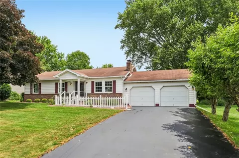 1112 Motor St, New Castle, PA 16101