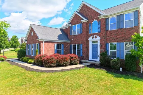 2084 Majestic Dr, Canonsburg, PA 15317
