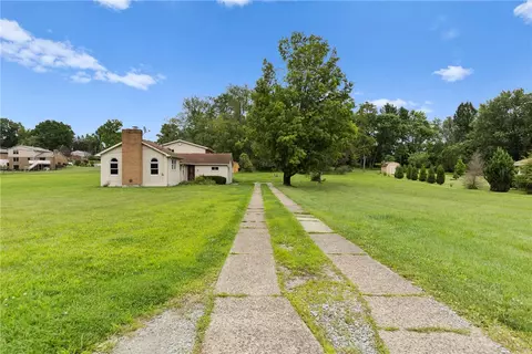 2619 Linda Dr, Murrysville, PA 15668