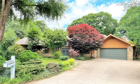 3008 Wedgewood Ct, Murrysville, PA 15668