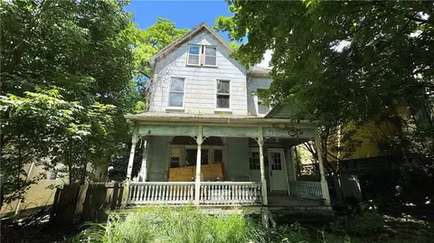 134 Meade Ave, Pittsburgh, PA 15202