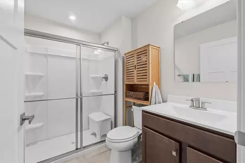 Bath - 174 Olivia Dr, Monaca, PA 15061 photo 2 of 2