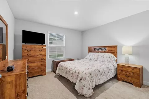Bedroom - 174 Olivia Dr, Monaca, PA 15061 photo 3 of 3