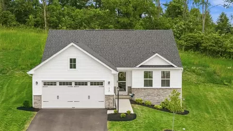 174 Olivia Dr, Monaca, PA 15061