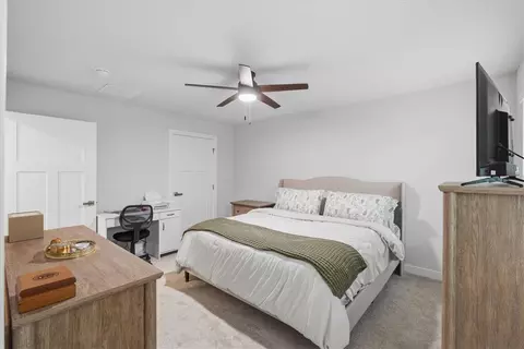 Bedroom - 174 Olivia Dr, Monaca, PA 15061 photo 2 of 3