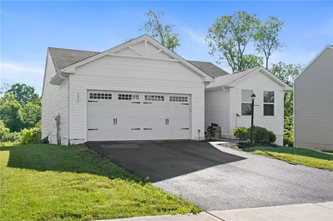 171 Alta Vista Dr, Imperial, PA 15126