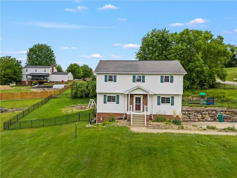 371 Annuity Dr, Washington, PA 15301
