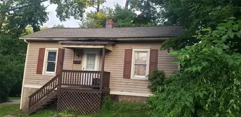 535 Washington St, Aliquippa, PA 15001