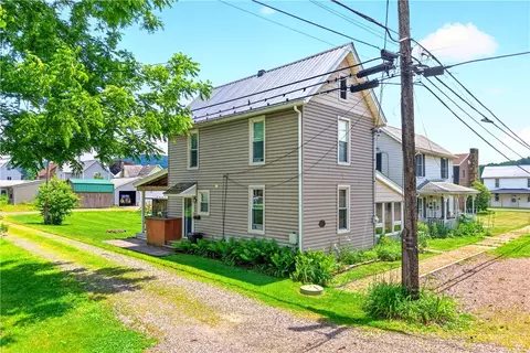 511 Jacobs St, Confluence, PA 15424